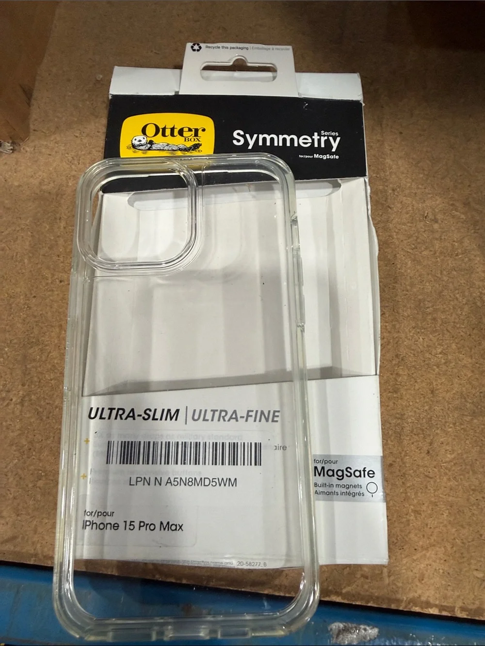 OtterBox Symmetry Series Clear Case for iPhone 15 Pro Max - Transparent/Clear